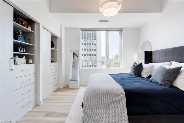 Additional image 13 of 2007 James St Unit 409