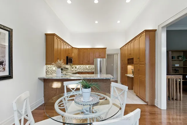 Additional image 16 of 320 Fiddler's Green Rd