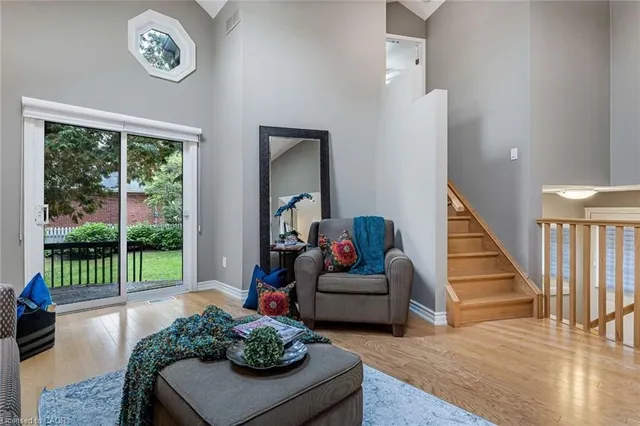 Additional image 11 of 313 Delaware Ave