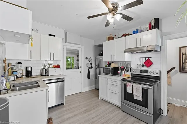 Additional image 17 of 110 Emerson St