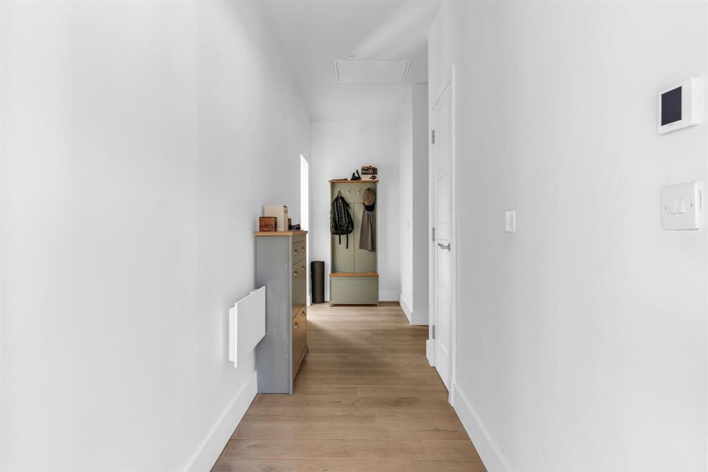 Additional image 8 of Codicote Road, Welwyn