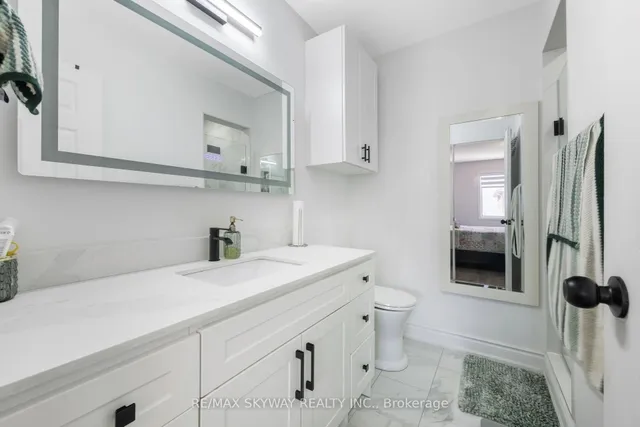 Additional image 29 of 1570 Cartwright Cres