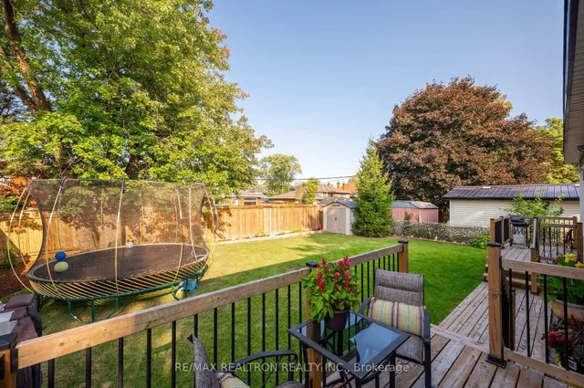 Additional image 45 of 5472 Randolph Cres