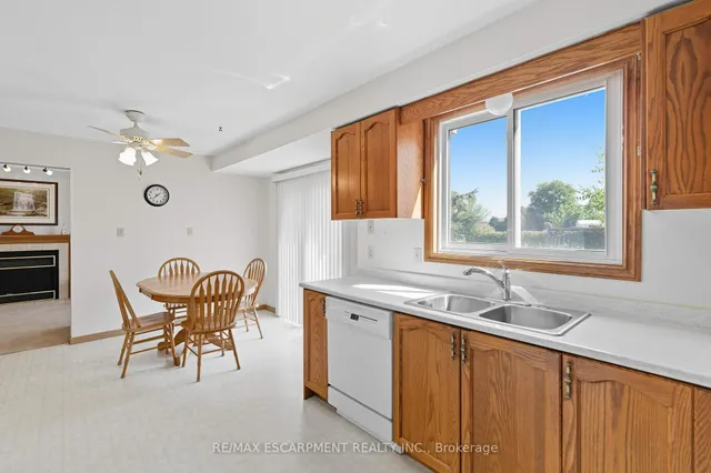 Additional image 18 of 40 GATESTONE Dr