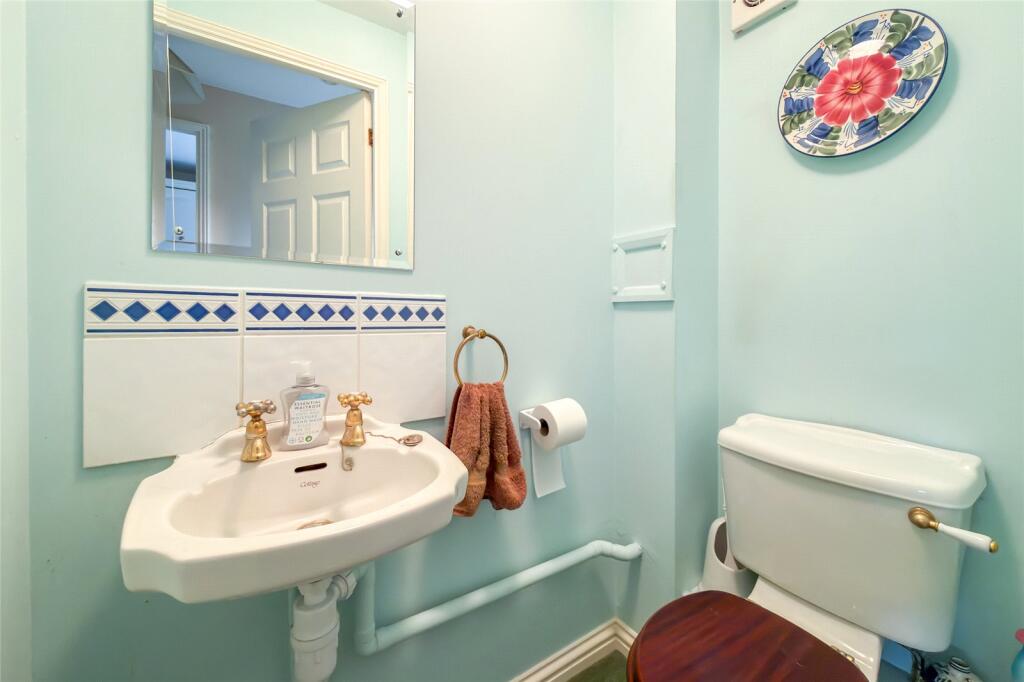 Additional image 7 of Betjeman Close, Harpenden, Hertfordshire, AL5