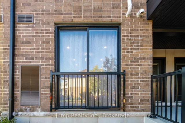 Additional image 42 of 1206 Main St Unit 107