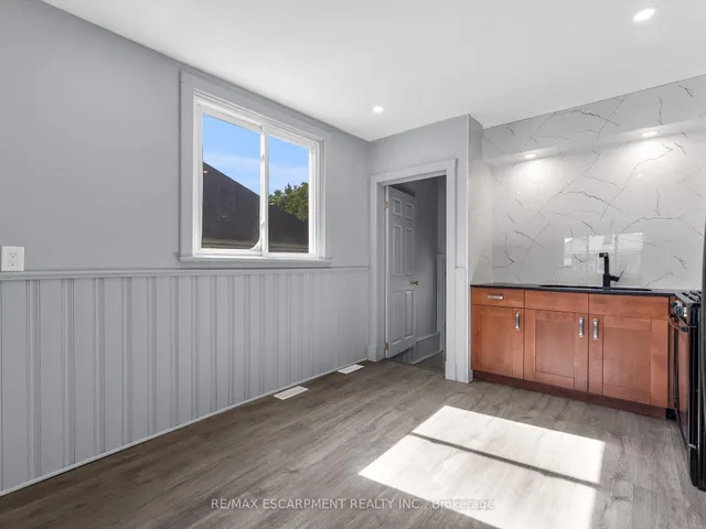 Additional image 11 of 753 Burgess Ave