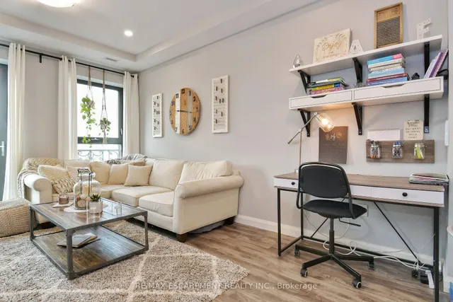 Additional image 4 of 112 King St Unit 903