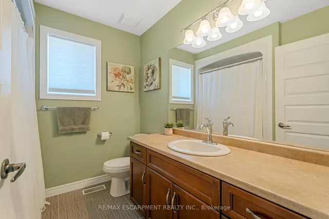 Additional image 29 of 60 Garinger Cres