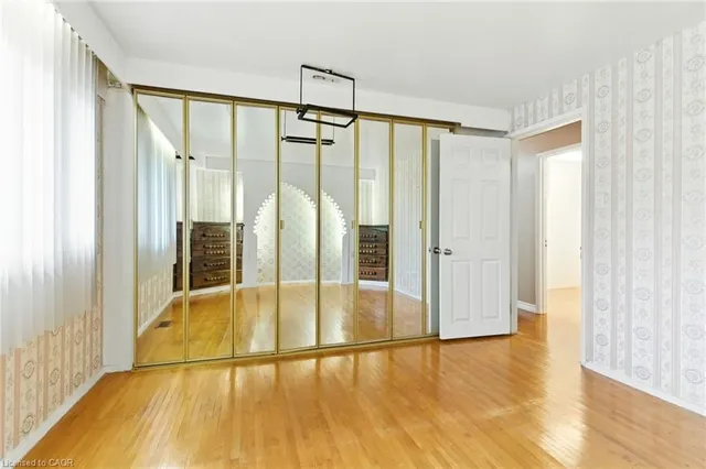 Additional image 30 of 33 Bernard St