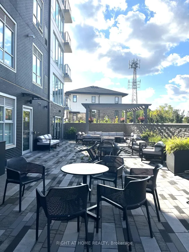 Additional image 27 of 16 Markle Cres Unit 214