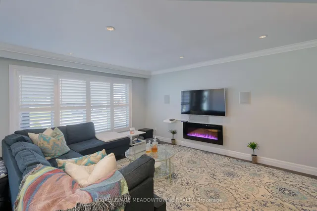 Additional image 8 of 272 Oriole Crt