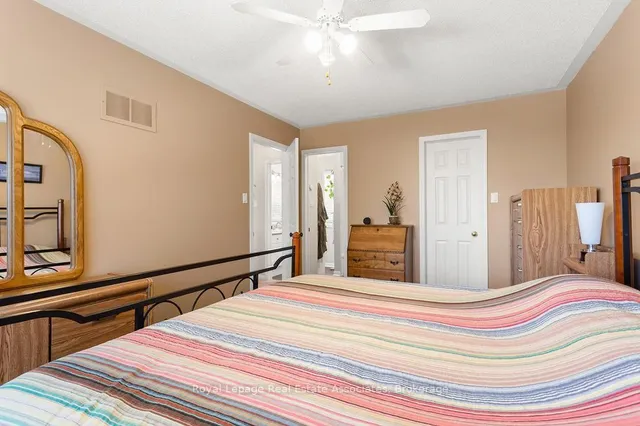 Additional image 10 of 2221 Bluegrass Lane