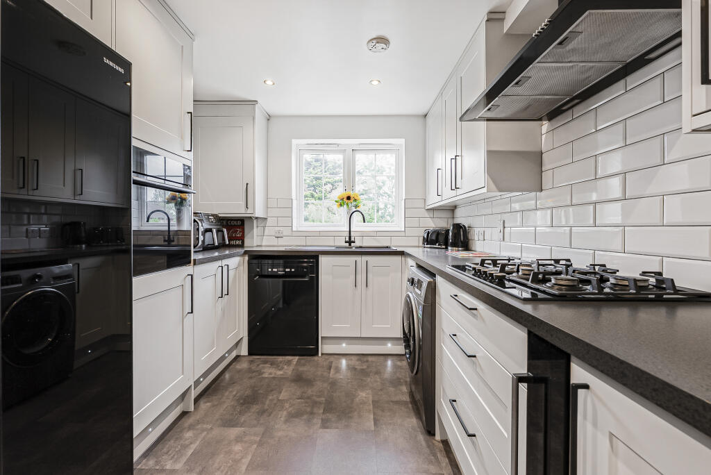 Additional image 6 of Amethyst Walk, Welwyn Garden City, Hertfordshire, AL8