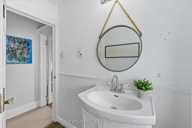 Additional image 27 of 163 Grosvenor Ave