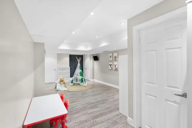 Additional image 44 of 160 Mccready Dr