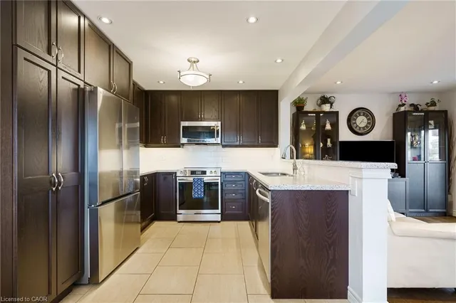 Additional image 13 of 615 Rymal Rd Unit 49