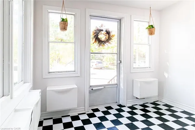 Additional image 3 of 163 Ferrie St