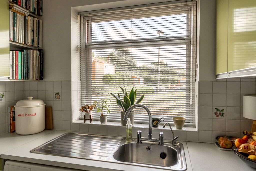 Additional image 6 of Garden Court, Wheathampstead, St. Albans, Hertfordshire, AL4