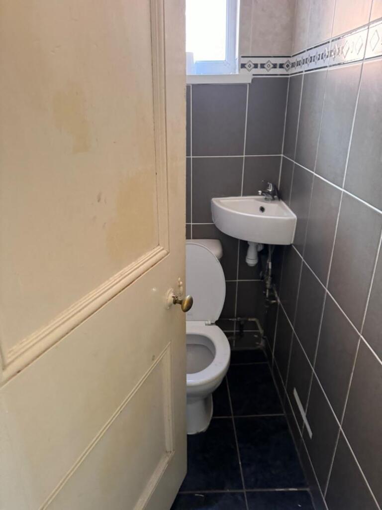 Additional image 4 of 29 High Street, Kings Heath, Birmingham, B14 7BB