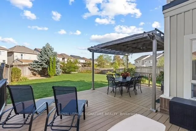 Additional image 26 of 35 Fiddlehead Cres