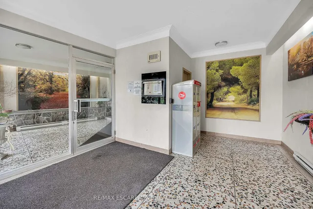 Additional image 34 of 11 Woodman Dr Unit 103