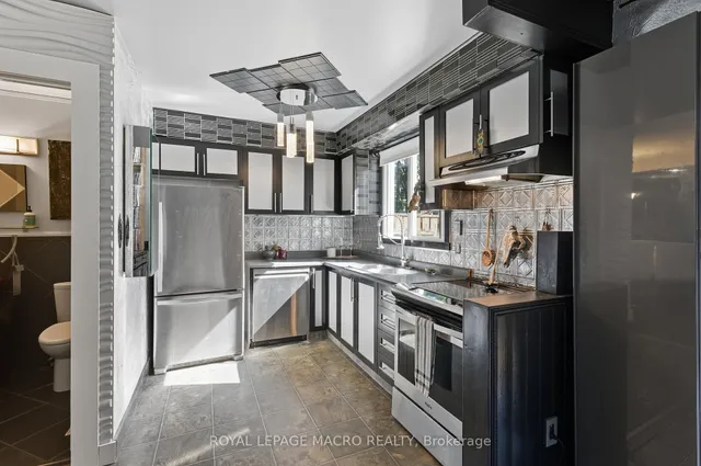 Additional image 6 of 2385 Woodward Ave Unit 28