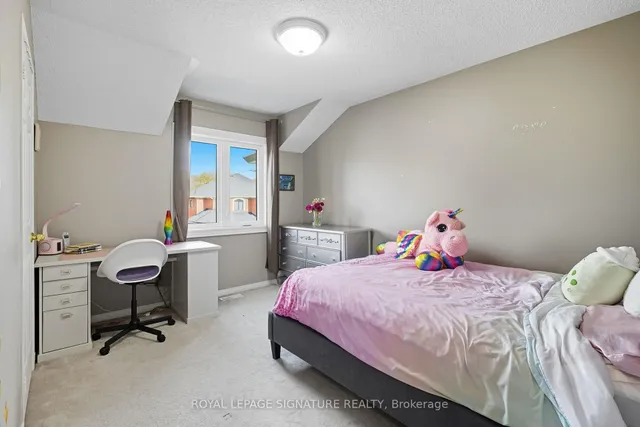 Additional image 25 of 2105 Newell Cres