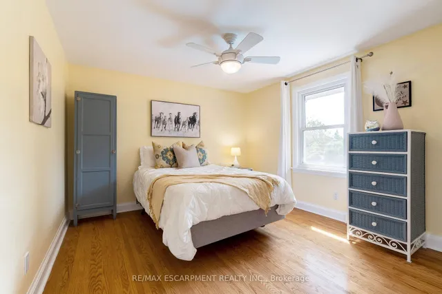 Additional image 33 of 2118 Agincourt Cres