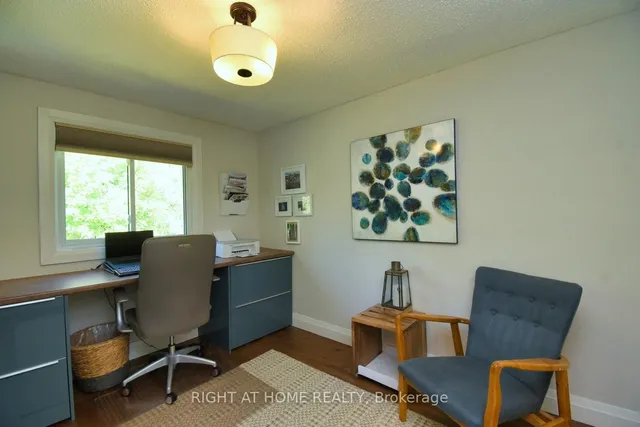 Additional image 23 of 3224 Twin Oaks Cres