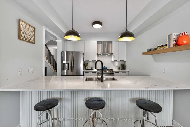 Additional image 9 of 1491 Plains Rd Unit 4