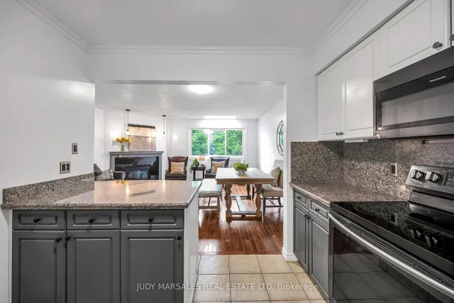 Additional image 19 of 26 Moss Blvd Unit 19