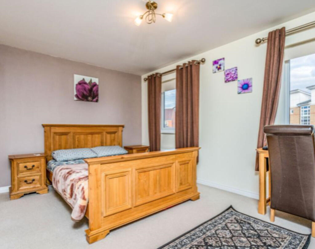 Additional image 9 of 102 Eddington Crescent