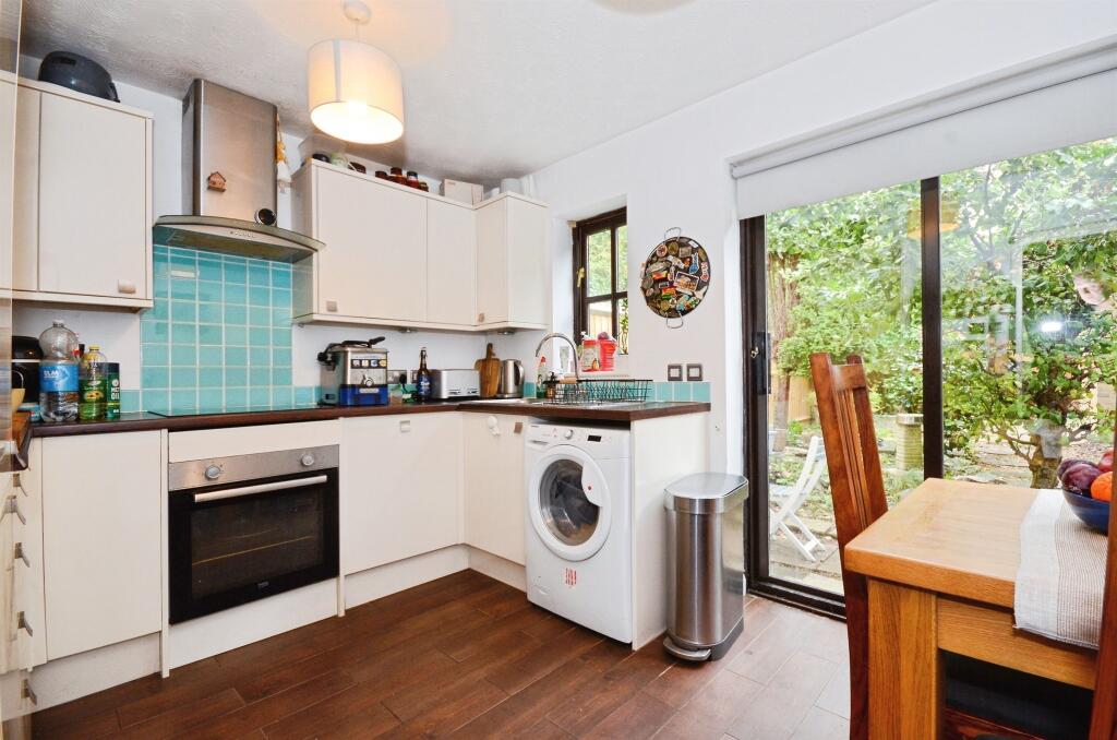 Additional image 5 of Cosne Mews, Harpenden