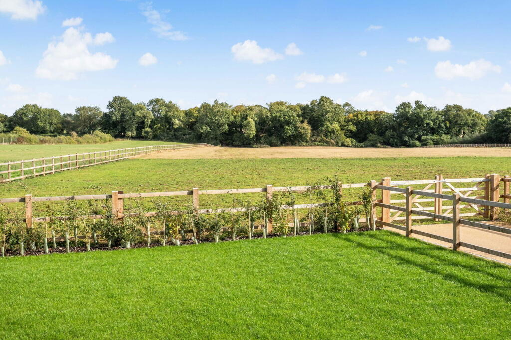Additional image 43 of Stunning 4 bedroom country home with 4.52 acre paddock