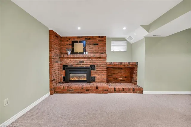 Additional image 41 of 1560 Kerns Rd Unit 7