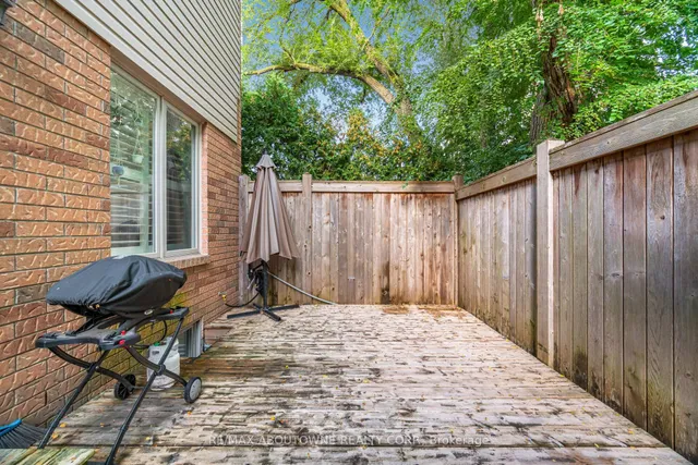 Additional image 44 of 540 Guelph Line Unit 1