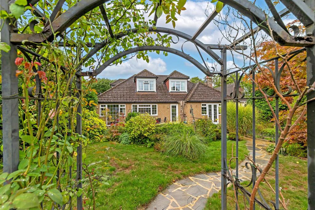 Additional image 27 of Mount Pleasant Lane, Bricket Wood, St. Albans