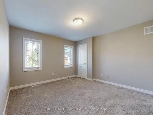 Additional image 28 of 537 Vaughan Crt