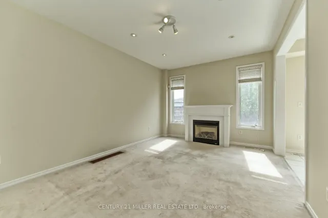 Additional image 4 of 126 Merrilee Cres