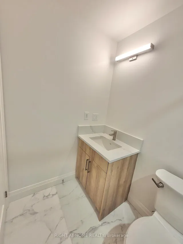 Additional image 11 of 500 Brock Ave Unit 404