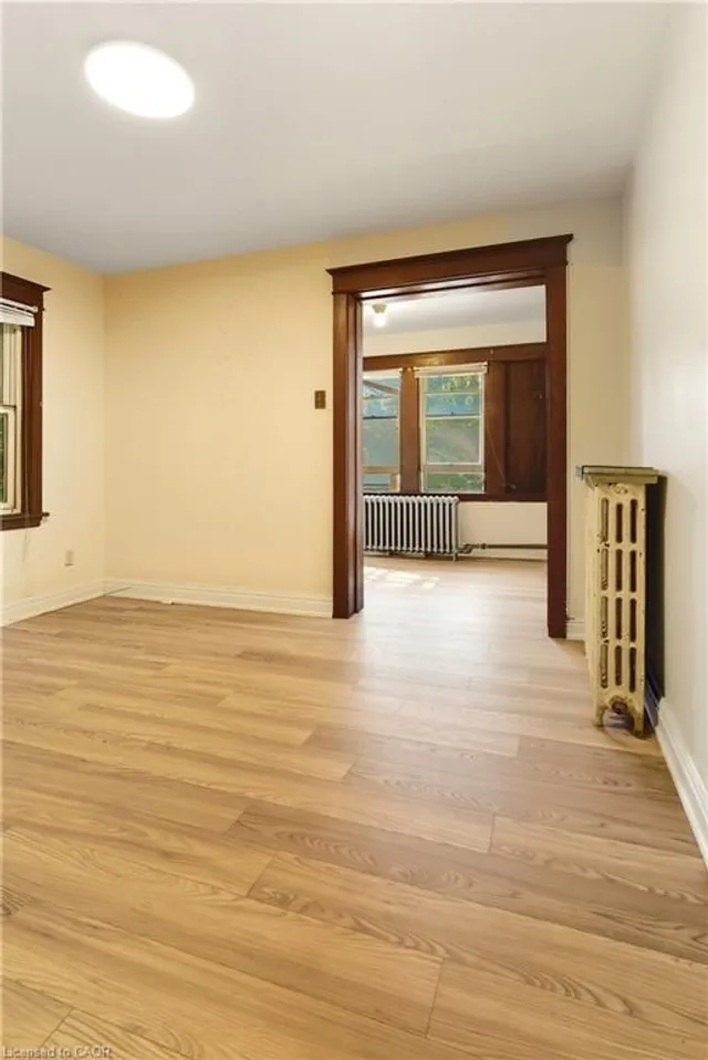 Additional image 17 of 11 Holton Ave