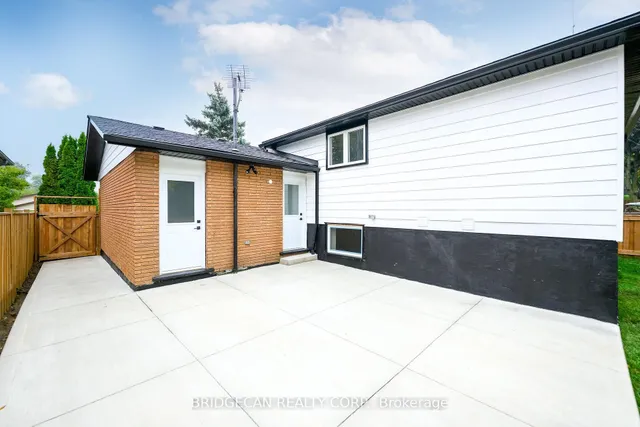 Additional image 46 of 121 Appleford Rd