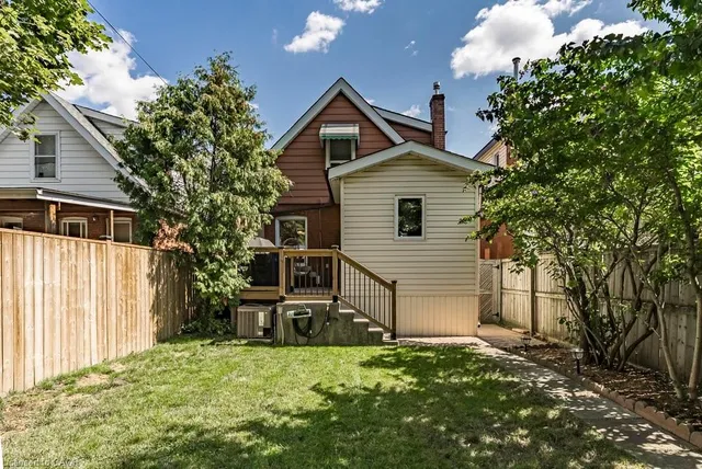 Additional image 47 of 228 Edgemont St