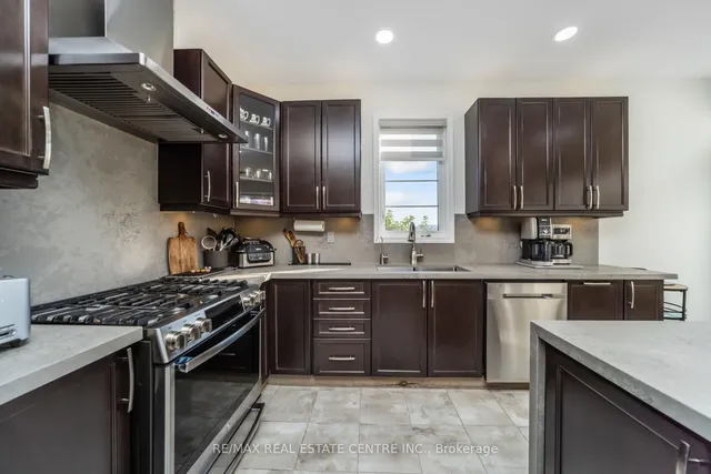 Additional image 22 of 486 Etheridge Ave