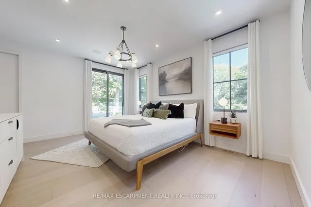 Additional image 16 of 977 Gorton Ave