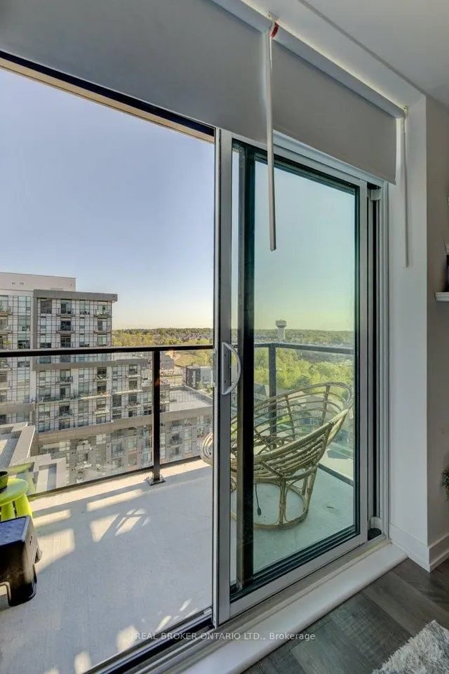 Additional image 17 of 460 Dundas St Unit 1108