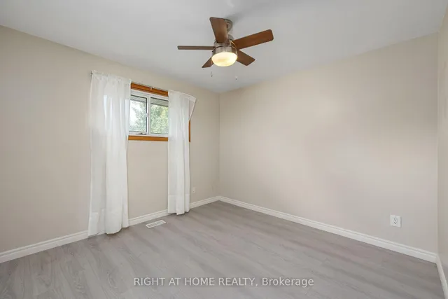 Additional image 33 of 60 Champlain Ave