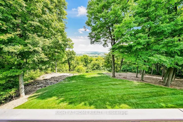 Additional image 17 of 7171 Appleby Line