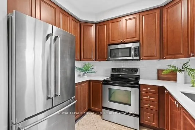 Additional image 7 of 35 Fiddlehead Cres